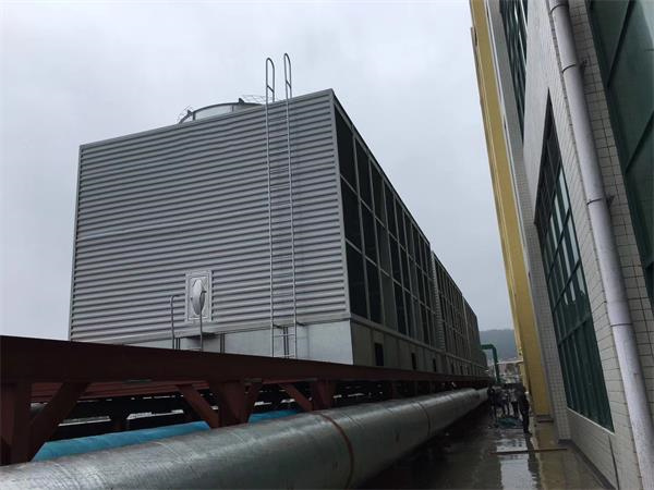 冷卻塔積水盤(pán)漏水維修(冷卻塔托盤(pán)漏水如何修復(fù))(冷卻塔積水盤(pán)液面太低會(huì)怎么樣)