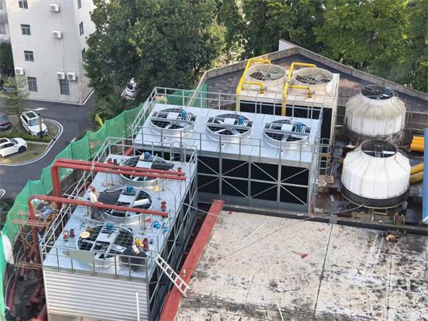 中央空調用冷卻塔主要結構包括哪些？,中央空調用冷卻塔還是地源熱泵